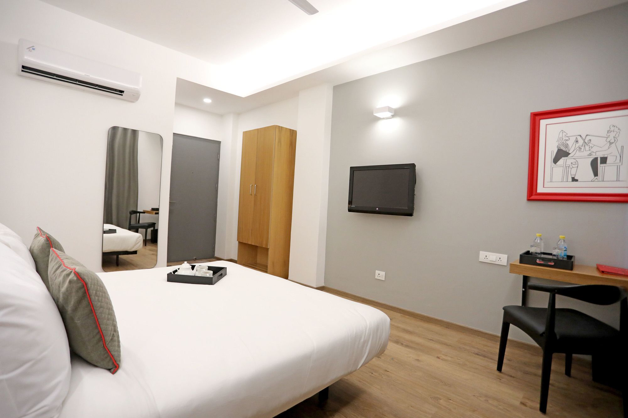 Oyo Townhouse 027 Sector 15 Gurgaon Hotell Exteriör bild